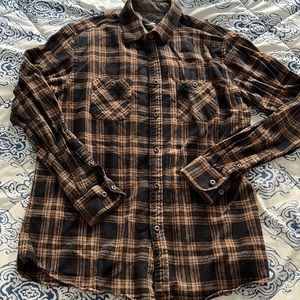 Men’s flannel button down shirt